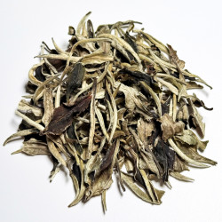 Юэ Гуан Бай белый чай Юньнань купить | Белый чай Yue Guang Bai